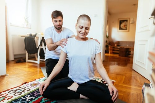 The 5 Best Exercises to Do After a Mastectomy, According to Oncology PTs