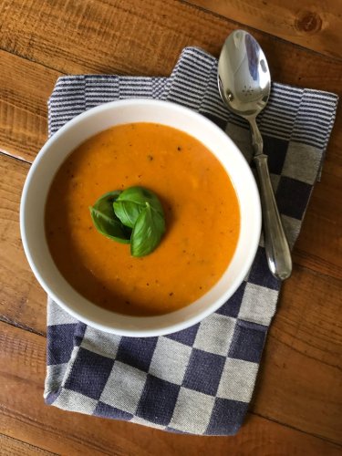 I Tried the Pioneer Woman's Best Tomato Soup Ever Recipe and I'll Never Do Store-Bought Again