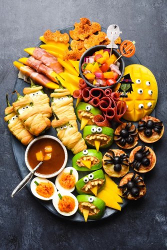 26 Halloween Appetizers and Finger Foods Almost Too Clever to Eat