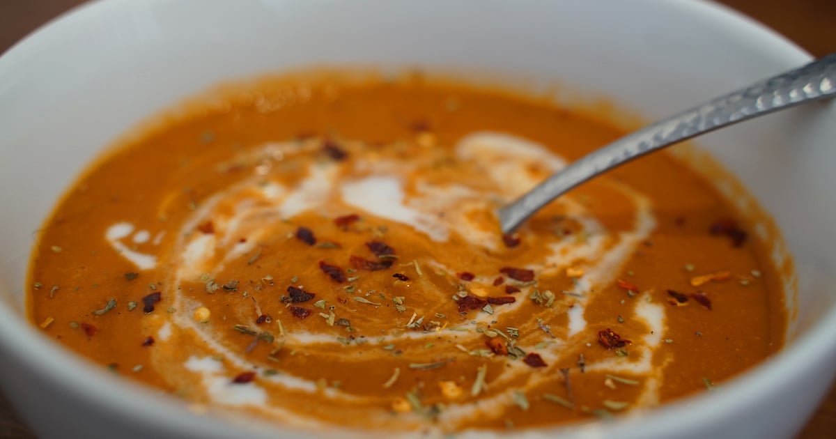 I Tried This Vegan Tomato Soup Recipe, and I Will Never Go Back to the Canned Kind