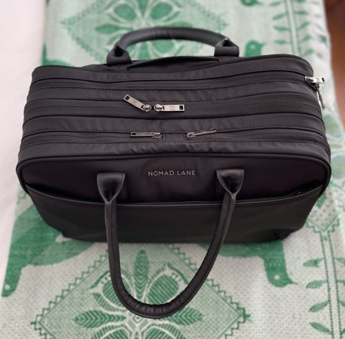 This Bento Bag Has So Many Smart Features, It's Hard to Pick a Favorite