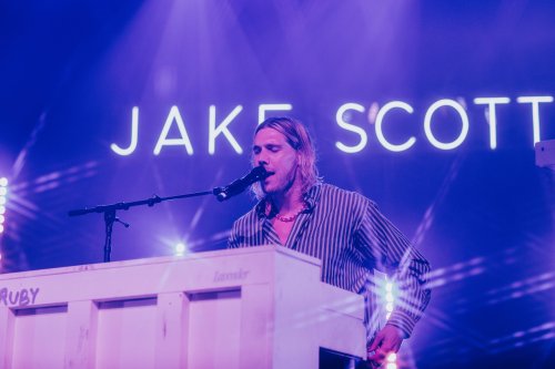 Jake Scott Creates Dynamic Experience At Headlining Nashville Show - PopWrapped
