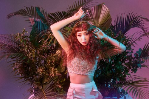 K-Pop Icon MINZY on New Single "TEAMO"