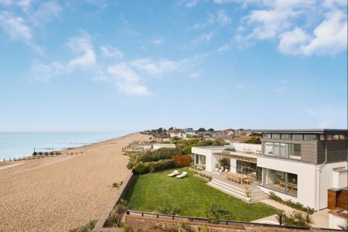 Look inside stunning £4m beachside house with hot tub which could be yours for £10 - how to win