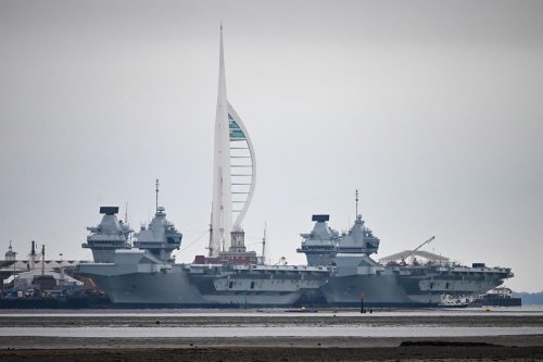 Royal Navy: HMS Prince of Wales and HMS Queen Elizabeth planned retirement dates set - when