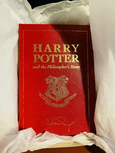 harry-potter-rarest-book-ever-seen-could-fetch-10-000-at-auction