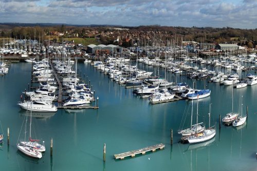 Swanwick Marina restaurant told it can’t serve alcohol until 1am after late-night noise concerns