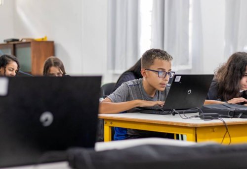 Tecnologia na educação: um bem ou um risco?