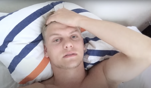 VIDÉO. Il passe un mois sans sucre, ni alcool, ni graisse saturée. Le résultat est spectaculaire.
