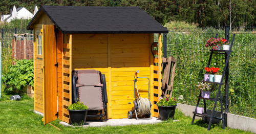 5 astuces pour éviter l’humidité dans un abri de jardin