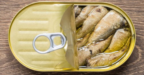 Surtout, ne jetez plus l’huile des boîtes à sardines. 3 astuces pour la réutiliser.