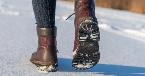 Marre d’avoir les pieds froids en hiver ? 5 astuces efficaces pour réchauffer ses extrémités.