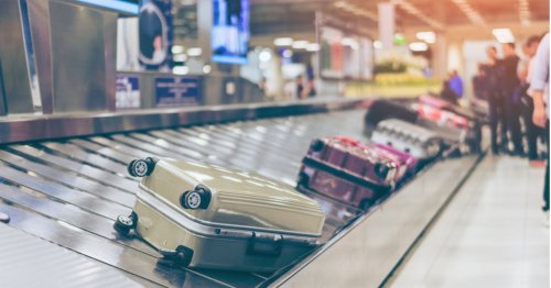 Un employé d’aéroport révèle une astuce toute simple pour éviter que vos bagages ne soient perdus