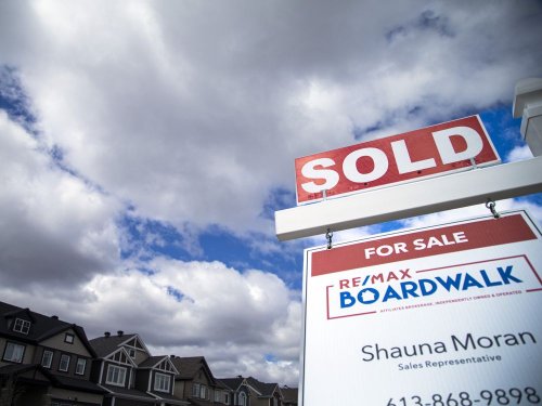 Canadian home prices set to drop by almost 25% by end of 2023: Desjardins
