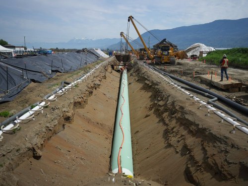 China pivots from U.S. to Canada for more oil as trade war worsens