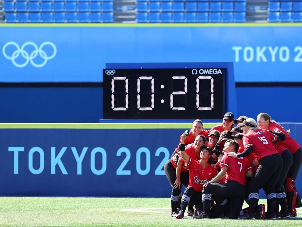 While you were sleeping: Canadian women defeat Mexico for softball Olympic bronze