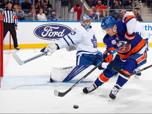Toronto Maple Leafs, New York Islanders must stand and be counted