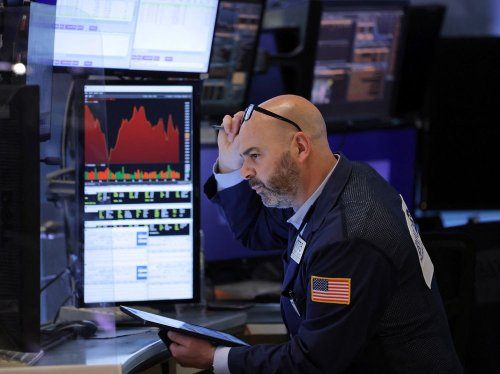 Dow dives more than 1,000 points as another sell-off sweeps markets