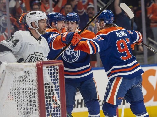 Stunning, last-minute comeback brings Edmonton Oilers back to life