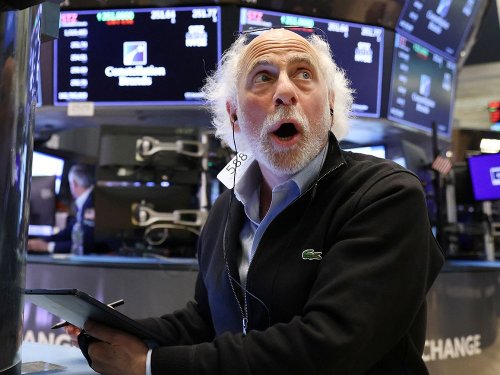 Wall Street ends mixed after punishing week
