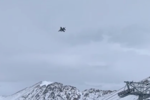 Fighter Jet Buzzes Popular Colorado Ski Area