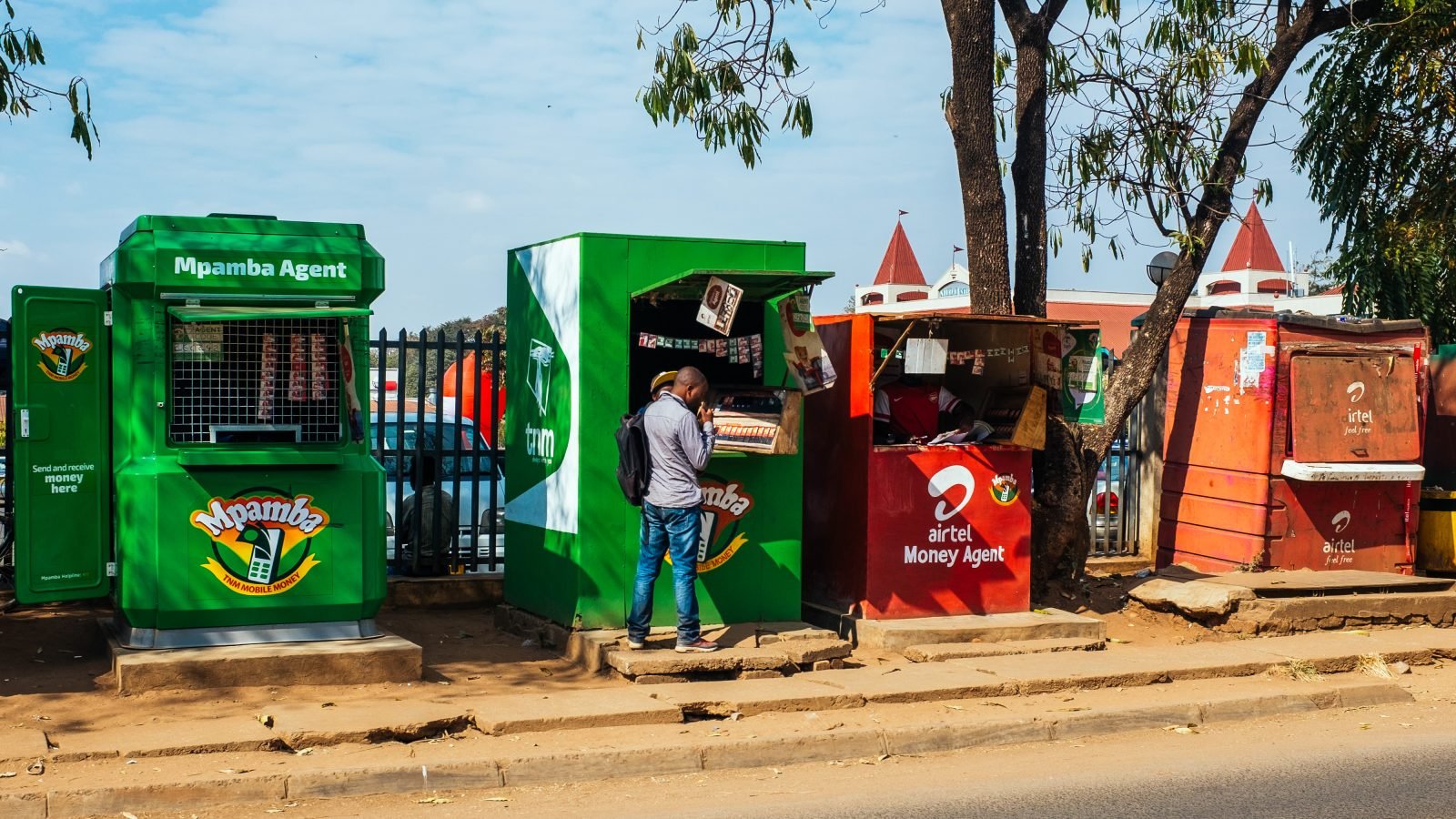 Scammers steal $117,000 using mobile money transfers every month in Malawi