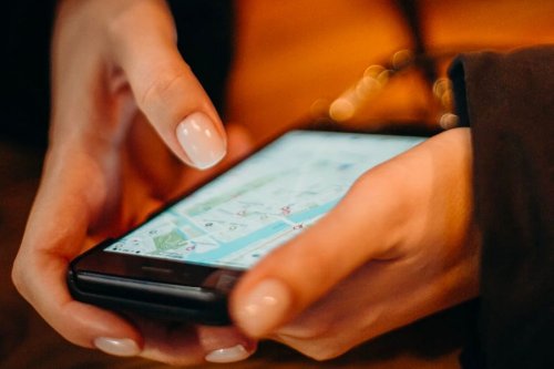Android et iPhone vous pistent à votre insu, comment effacer l’historique GPS