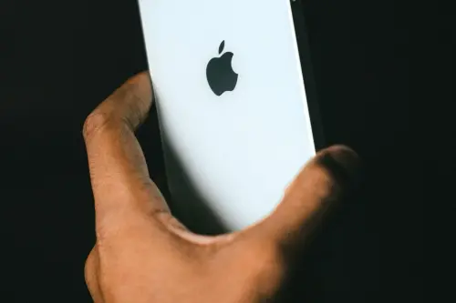 Apple va enfin corriger le plus gros défaut de l’appareil photo des iPhone