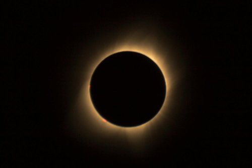Éclipse solaire du 29 mars : le phénomène astronomique à ne surtout pas manquer !