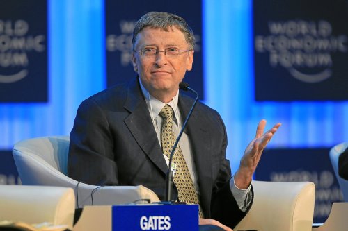 Bill Gates affirme que ChatGPT "est aussi important que le PC et Internet"