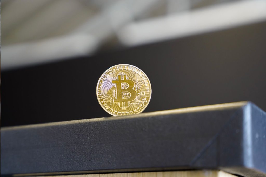 Bitcoin et crypto-monnaies - cover