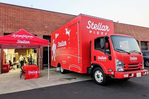 Ces anciens de SpaceX réinventent la pizza avec un camion ultra high-tech