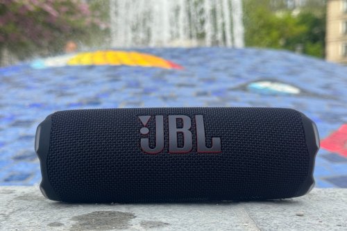 Test JBL Flip 7 : la star des enceintes nomades de retour pour durer