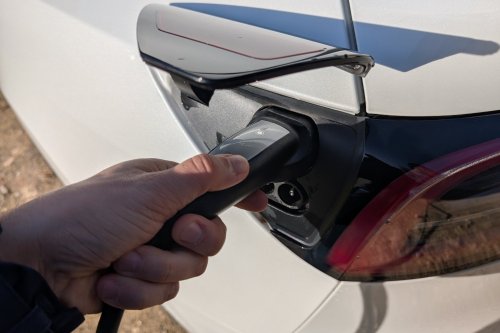 Ce chiffre à lui seul explique pourquoi les conducteurs de voitures électriques préfèrent les Superchargeurs de Tesla