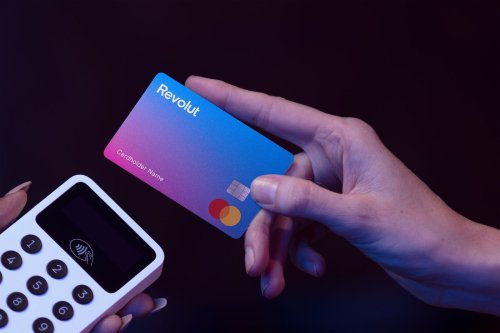 Hôtels, avions, voitures en location : Revolut a du nouveau
