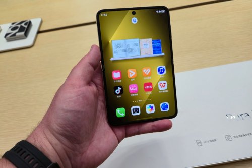 Prise en main du Huawei Pura X : le smartphone pliant qui vient révolutionner le milieu