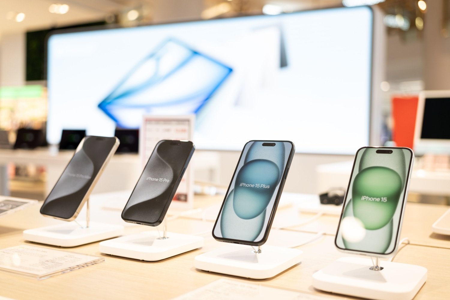 L’iPhone 17 ne sortira pas avant des mois, mais il y aurait déjà un risque de pénurie