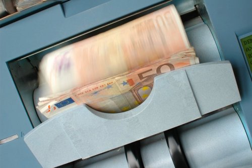 Boursorama : la banque sort un bonus inédit en 2023, mais pourquoi ?