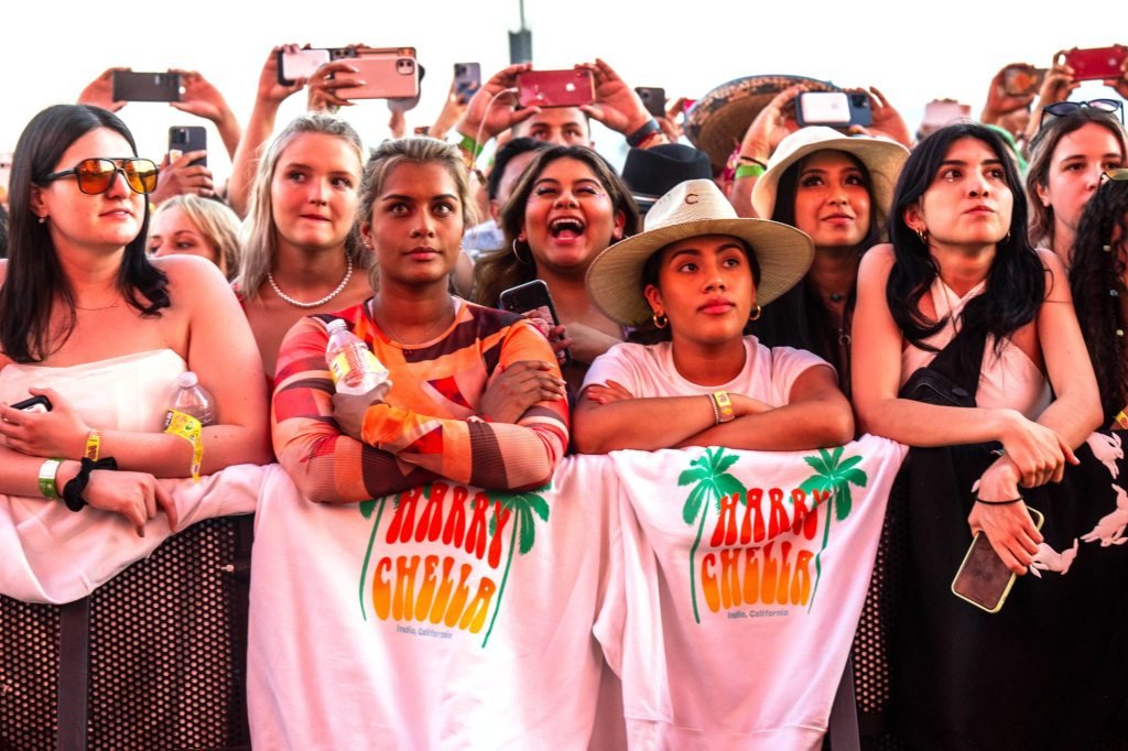 Coachella 2022: Harry Styles thrills the crowd with his headlining set on Friday