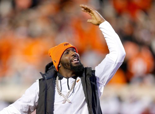 Cowboys Legend Dez Bryant Demands Firing of Coach Who Leaked Shedeur Sanders’ Phone Number to Prank Callers