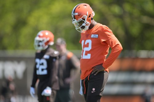 2-Time NFL MVP Kurt Warner Makes Feelings Clear On Shedeur Sanders’ Game and Browns’ QB1 Battle