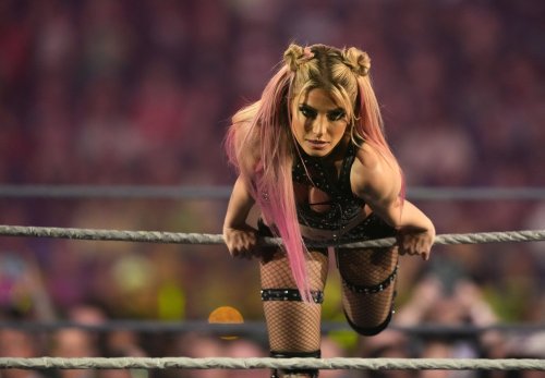Amid Calls for Wyatt Sicks Union, Alexa Bliss Leaves Reference to Her Bray Wyatt Past