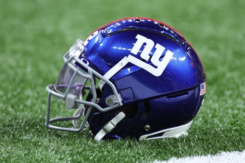 Giants Sign Super Bowl Champion QB to Eye-Popping Contract Worth up to $21 Million