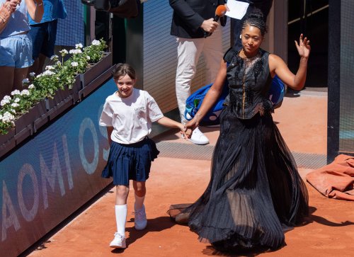 ‘Problematic’ – Naomi Osaka Hit With ‘Fashion Show’ Jab From Laura Siegemund After Their French Open Clash