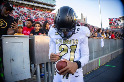 NFL Insider Gives Reality Check to Shilo Sanders After Ex-Colorado Star Signs $2,965,000 Contract With Buccaneers