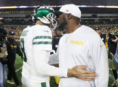 Former NFL QB Reveals Who Holds ‘All the Leverage’ in Aaron Rodgers, Steelers Free Agency Negotiations