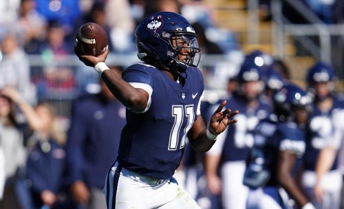 UMass vs. UConn Prediction: Odds, Spread, DFS Picks, and More | Flipboard