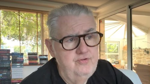 Face à la polémique, Pierre Ménès réclame l'exclusion d'un joueur de Ligue 1 : "Il faut qu’il dégage !"
