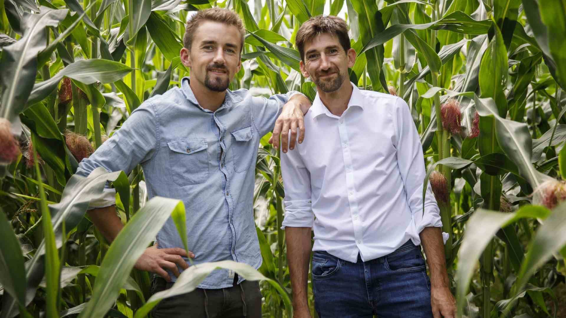 L’avis de la production de L’Amour est dans le pré sur les candidats dans la vingtaine : « Un peu trop lisses et pas assez cabossés par la vie »