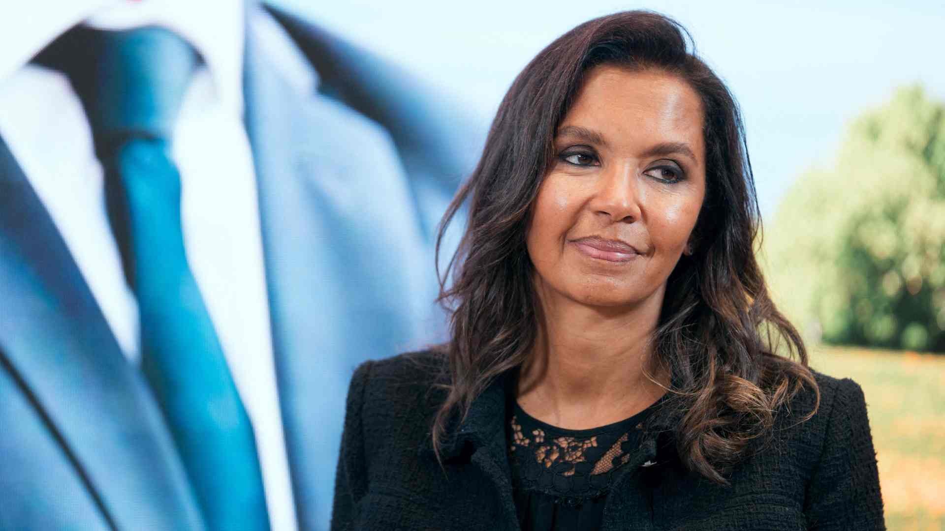 L’Amour est dans le pré – Karine Le Marchand se confie sur ses amours : « Je pourrais tomber amoureuse d’un agriculteur, mais… » (EXCLU)
